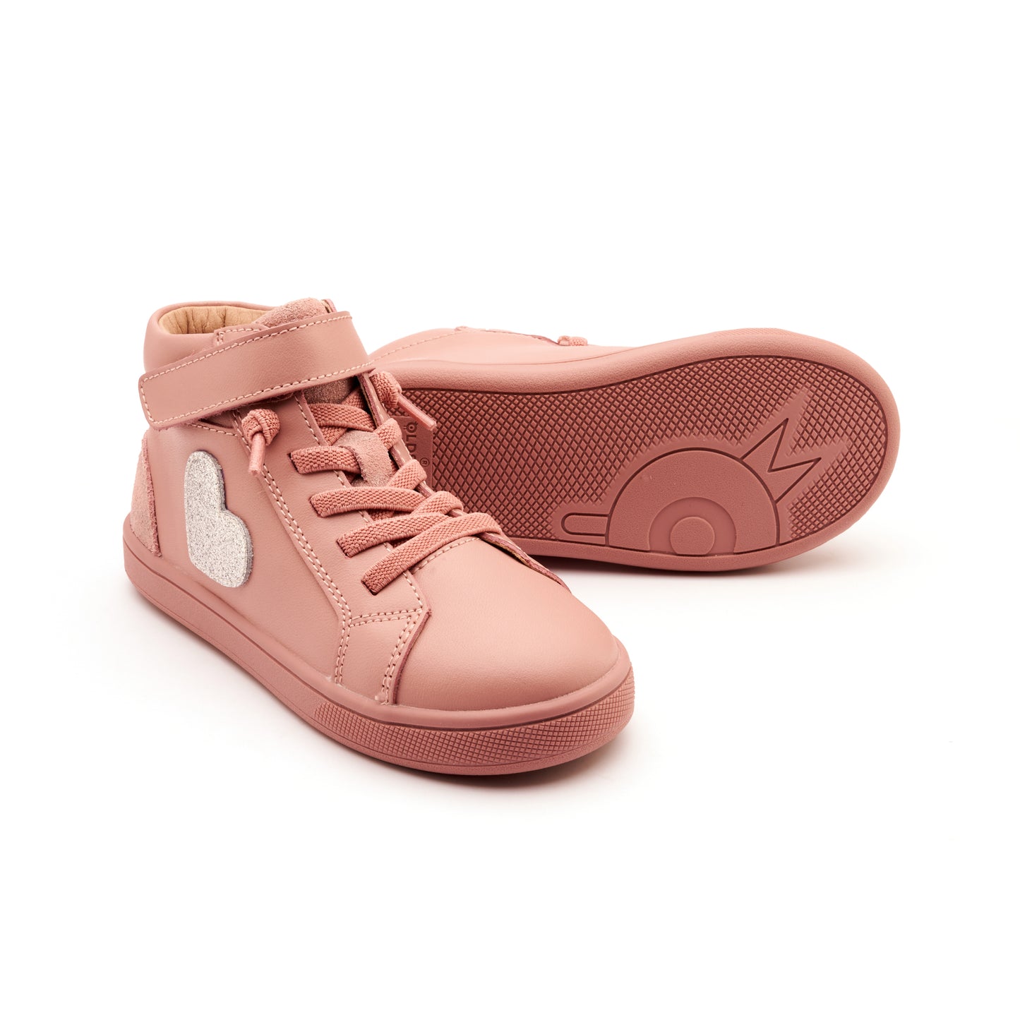 1031_Festive_Kix_KISS_LAMINA_KISS_GLAM_ARGENT