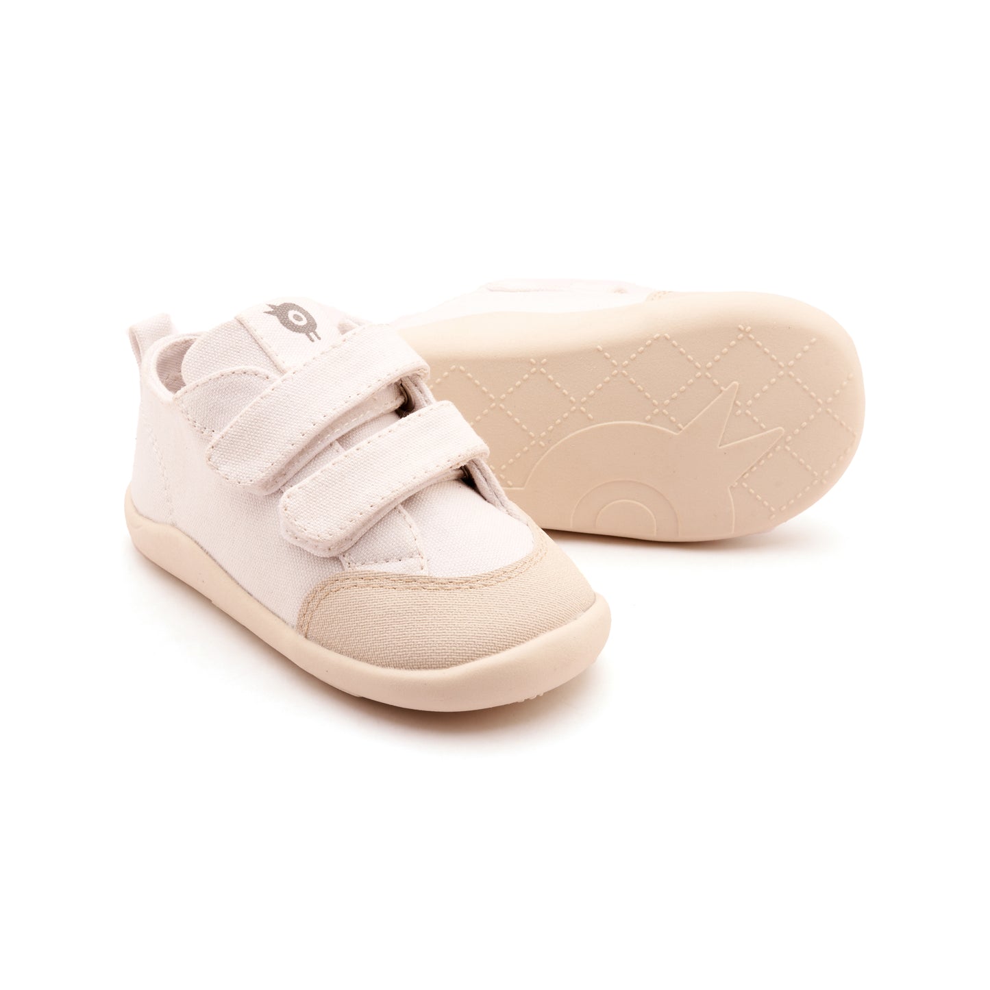 Old Soles 8058 Salty Ground kids leather shoe in White Canvas with rubber sole detail