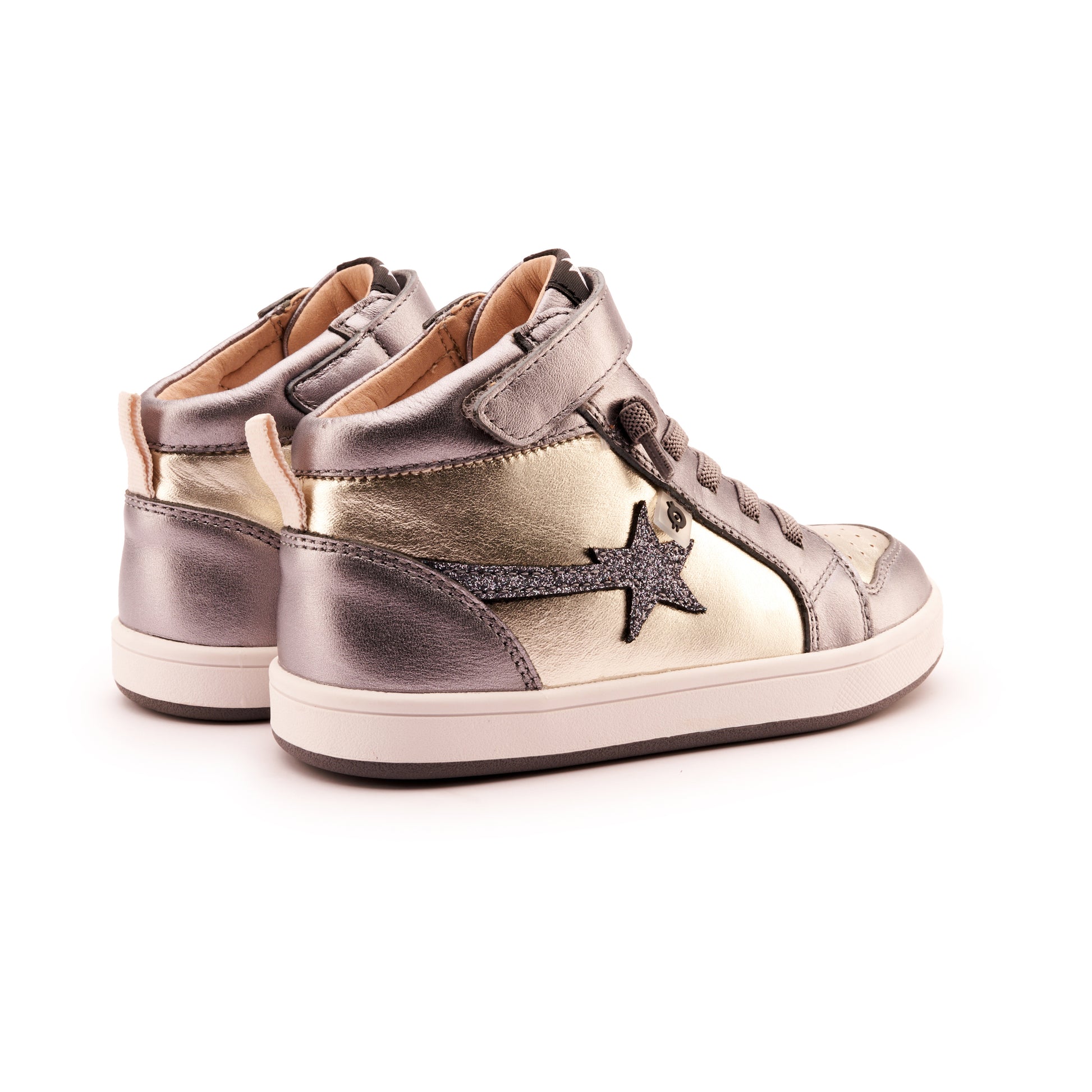 1007_Team-Star_TITANIUM_GLAM_GUNMETAL_RICH_SILVER_WHITE_GREY_SOLE