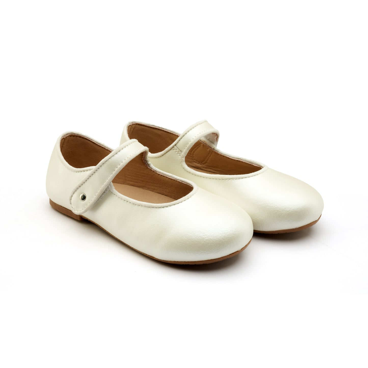 Old Soles 803 Lady Jane kids leather flat in Nacardo Blanco with classic detail