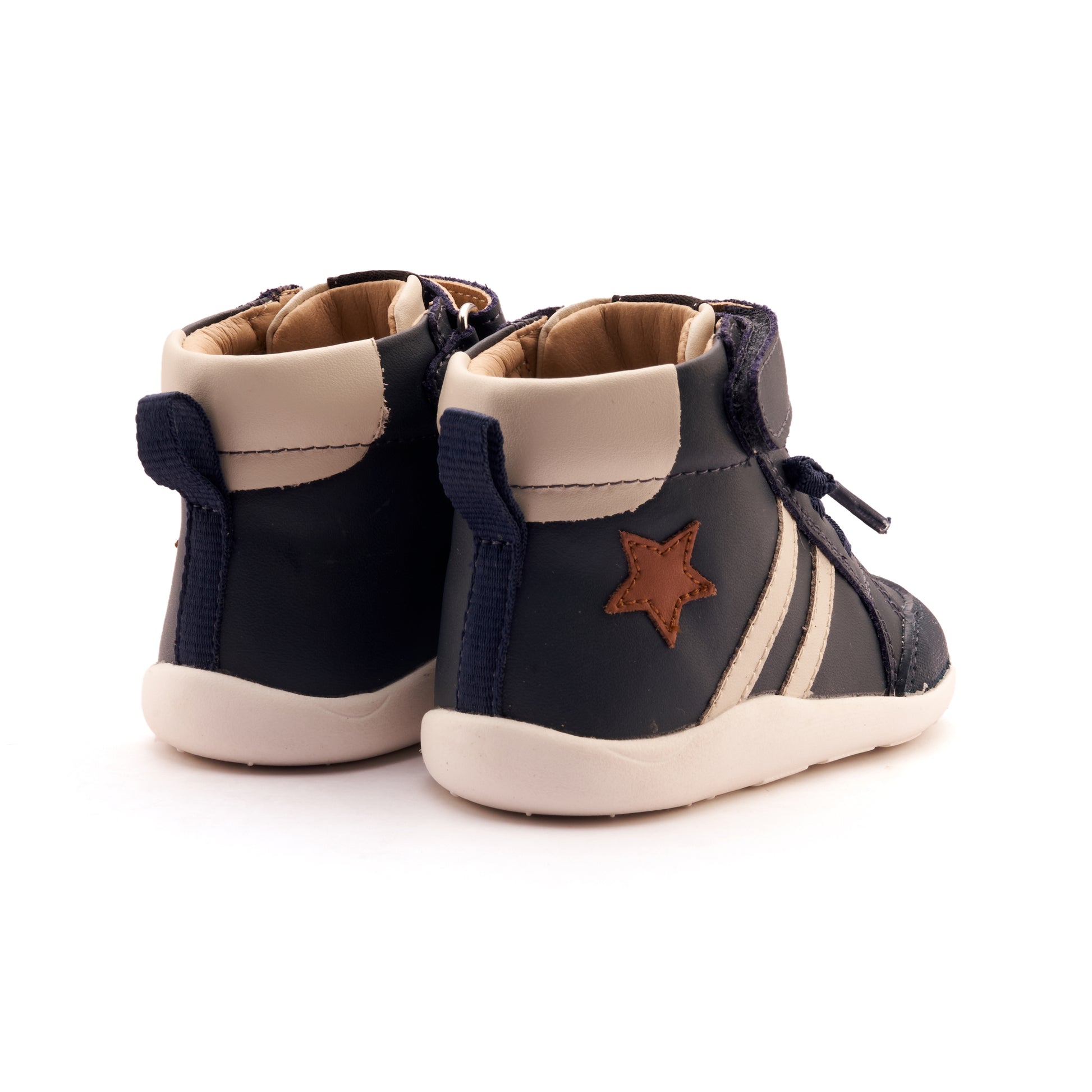 8068BossGround_NAVYTANSPORCO