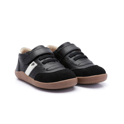 Old Soles 8122 Stylin Ground kids leather sneaker in Black and White with classic detail